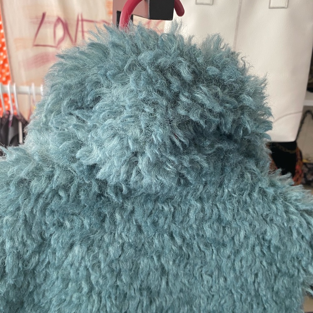 Lady’s vest size L - Picture 3 of 7